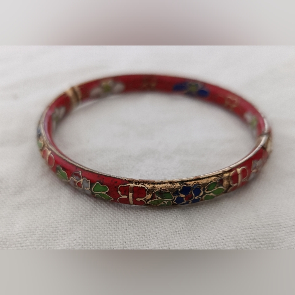 Red Cloisonné Floral Bangle Bracelet - Picture 2 of 4